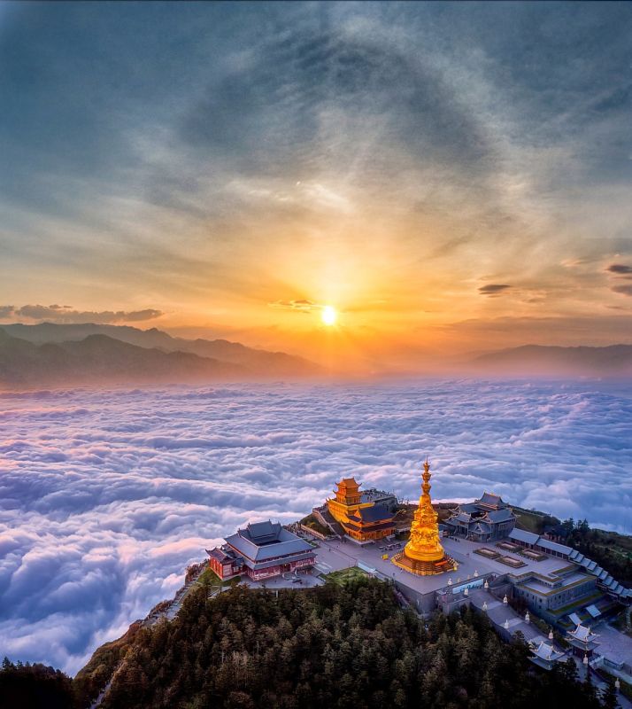 乐山峨眉山