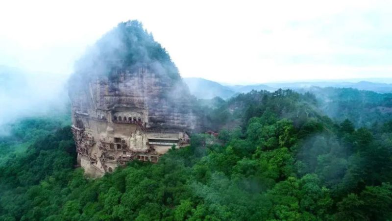 天水麦积山